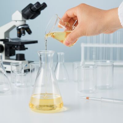 خرید DA202 PolyDADMAC پلیمر کاتونیک همپوشنده PDADM پلیمر کم لزگی PolyDADMAC پلیمر همپوشنده کاتونیک PDADMAC PDMDAAC برای تصفیه آب آشامیدنی و تصفیه آب فاضلاب صنعتی ساخت آنلاین